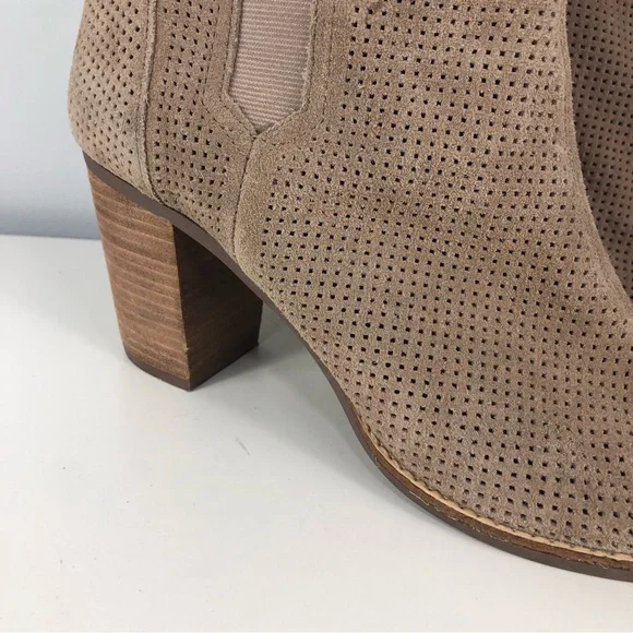 TOMS MAJORACA tan suede leather peep toe ankle boot - Picture 4 of 10